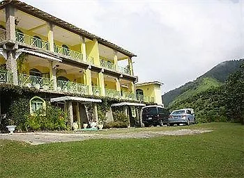 Starlight Chalet Hotel