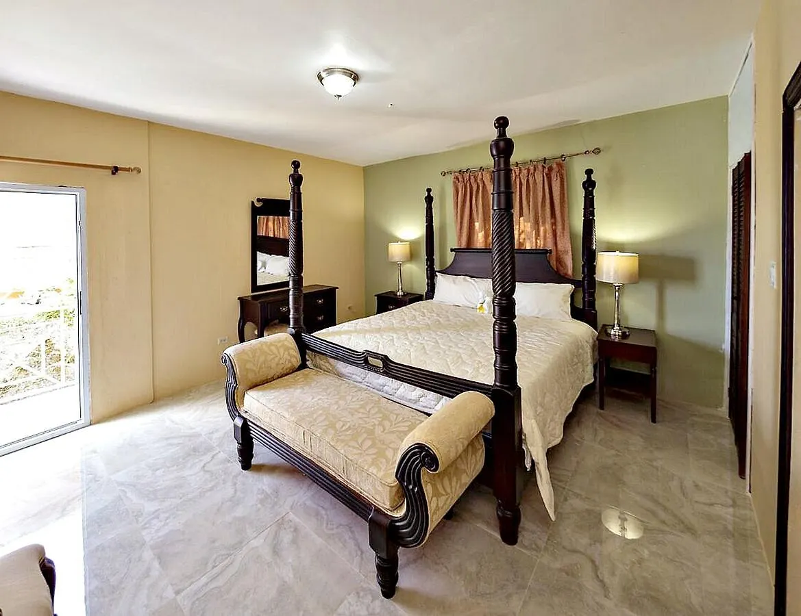 Starlight Chalet 4*, Blue Mountains Jamaica